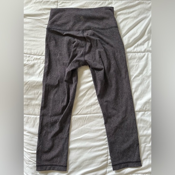 Lululemon Wunder Under Crop Hi Rise - Picture 4 of 11